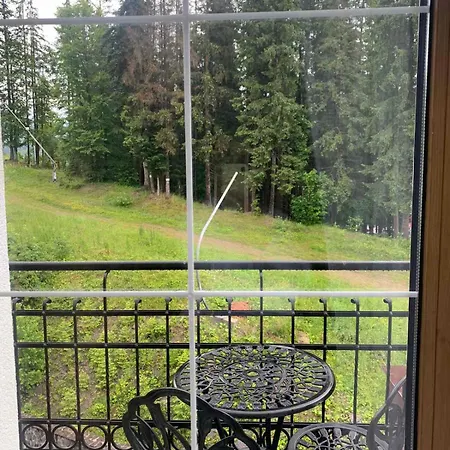 Amstelski 4*