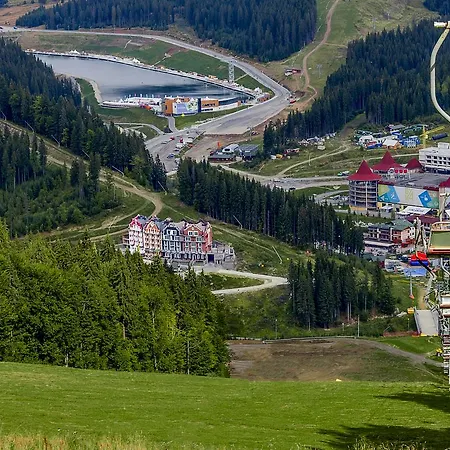 Amstelski 4*