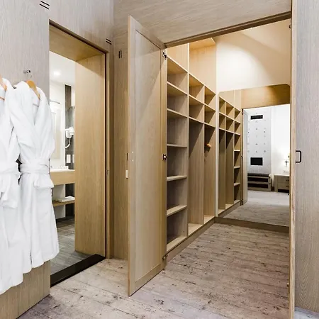 Amstelski 4* Bukovel