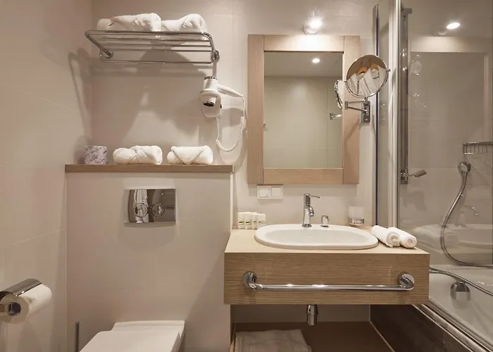 Amstelski 4* 布克维